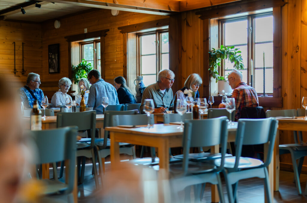 Fiskrestaurang i Småland Halland vid sjö